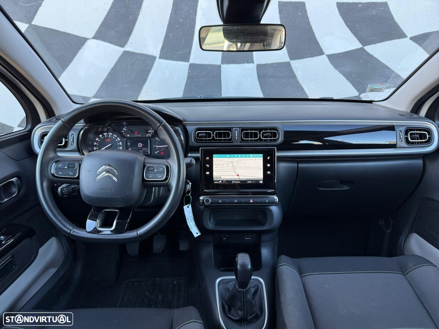 Citroën C3 Pure Tech S&S Shine - 2