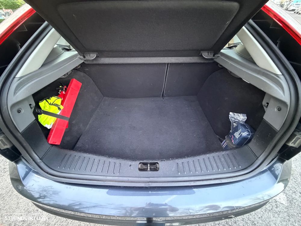 Ford Focus 1.6 TDCi Trend - 12