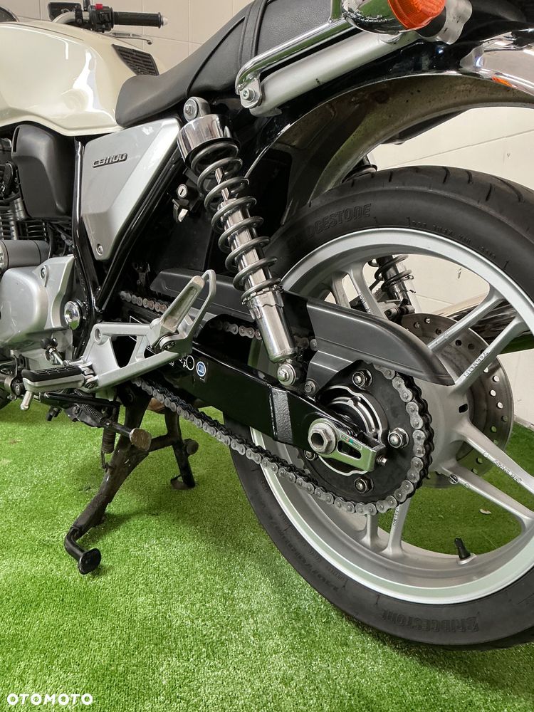 Honda CB - 7
