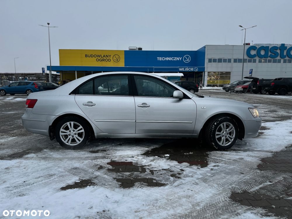 Hyundai Sonata 2.0 CRDi Premium - 5