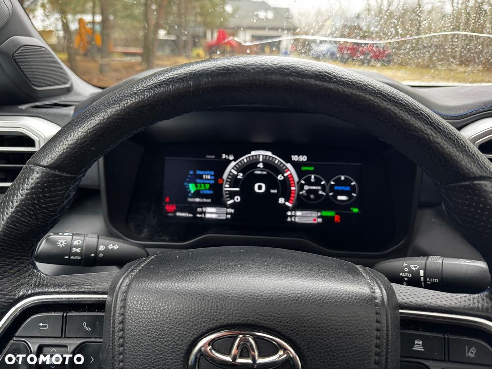 Toyota Tundra - 5