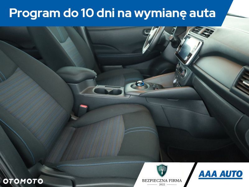 Nissan Leaf - 9