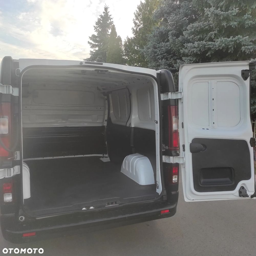 Renault Trafic - 21