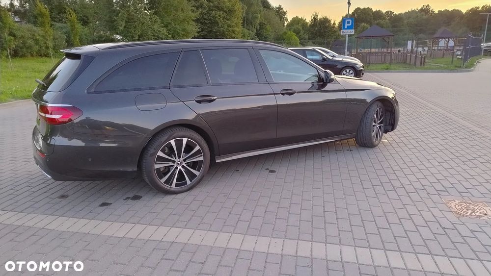 Mercedes-Benz Klasa E - 9