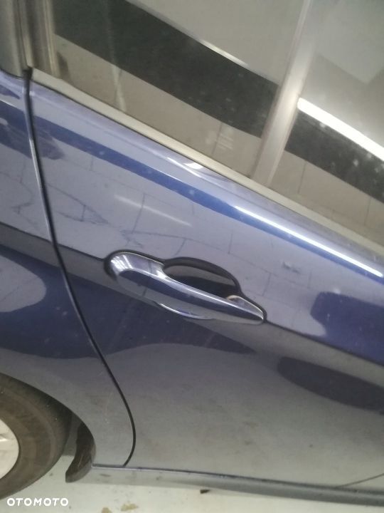 BMW E90 E91 LIFT DRZWI PRAWY TYŁ TIEFSEEBLAU - 6