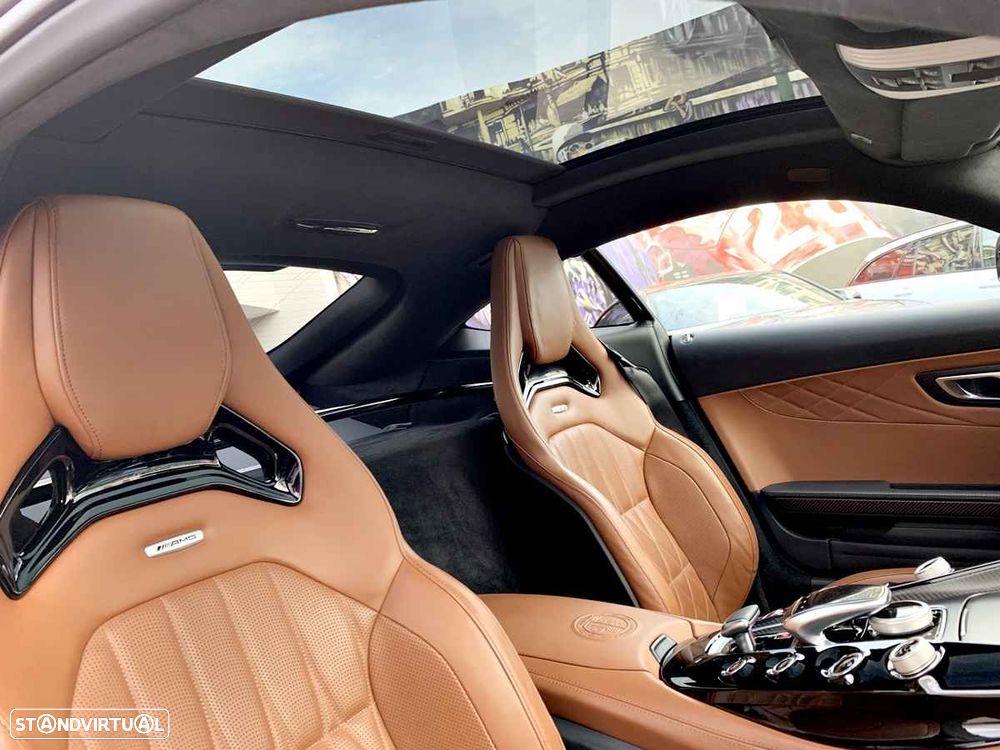 Mercedes-Benz AMG GT S Speedshift 7G-DCT - 28