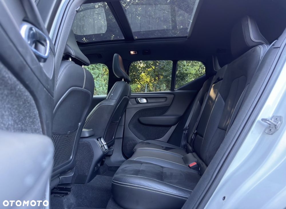 Volvo XC 40 T5 AWD Geartronic R-Design - 35