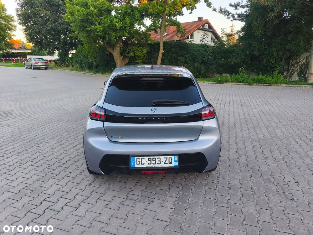 Peugeot 208 Elektromotor 136 E-Style - 28