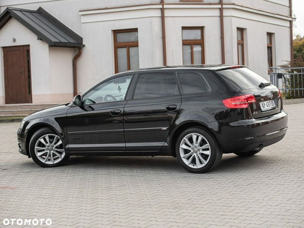 Audi A3 Sportback 2.0 TDI DPF S line Sportpaket (plus) - 12