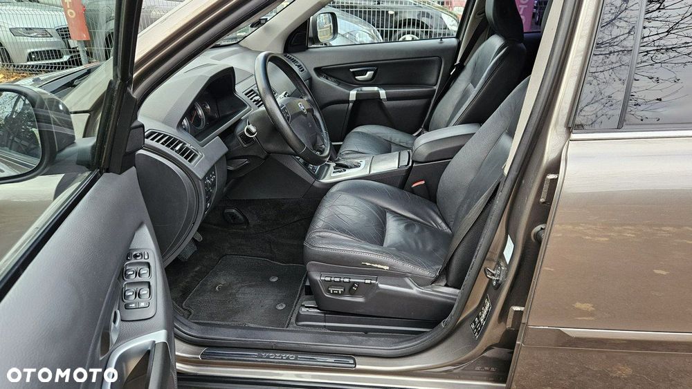 Volvo XC 90 D5 Momentum - 16