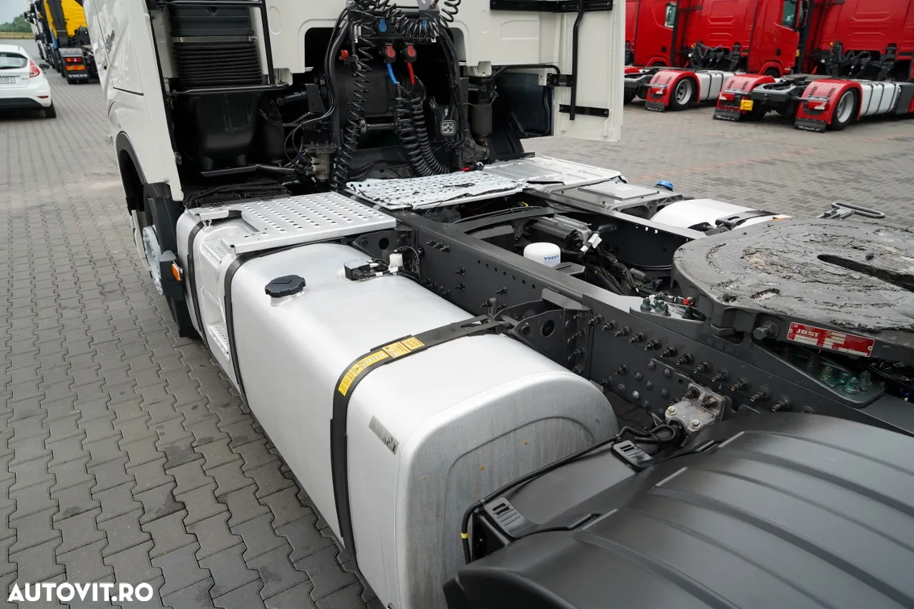 Volvo FH 500 / XXL / 2024 / I-PARK COOL / PIELE / I-SHIFT / CONTRACT DE REPARAȚIE POST-SERVICE / IMPORTAT - 12