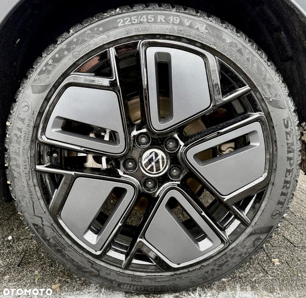 Volkswagen T-Roc 1.5 TSI R-Line DSG - 29