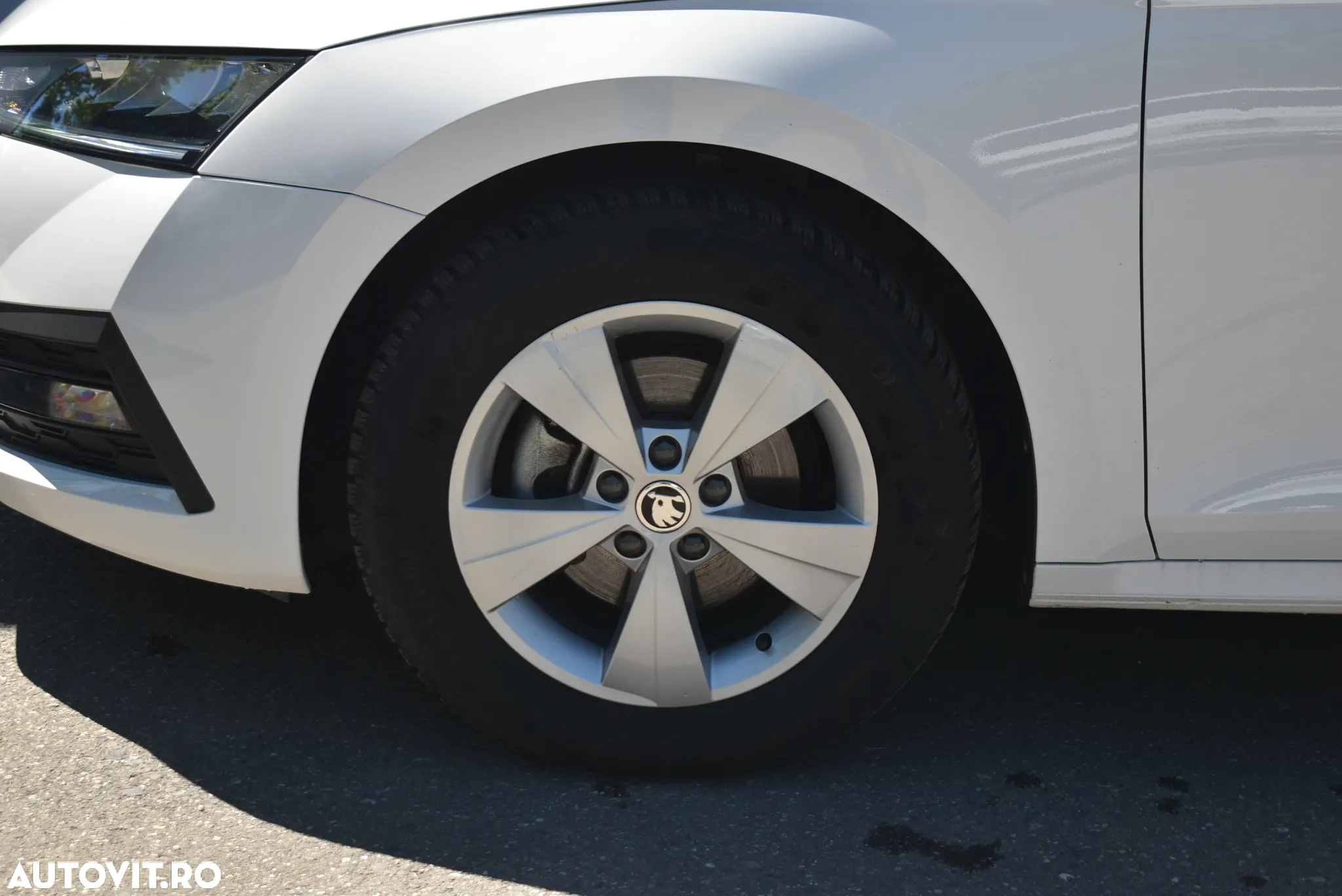 Skoda Octavia 2.0 TDI DSG Ambition - 11