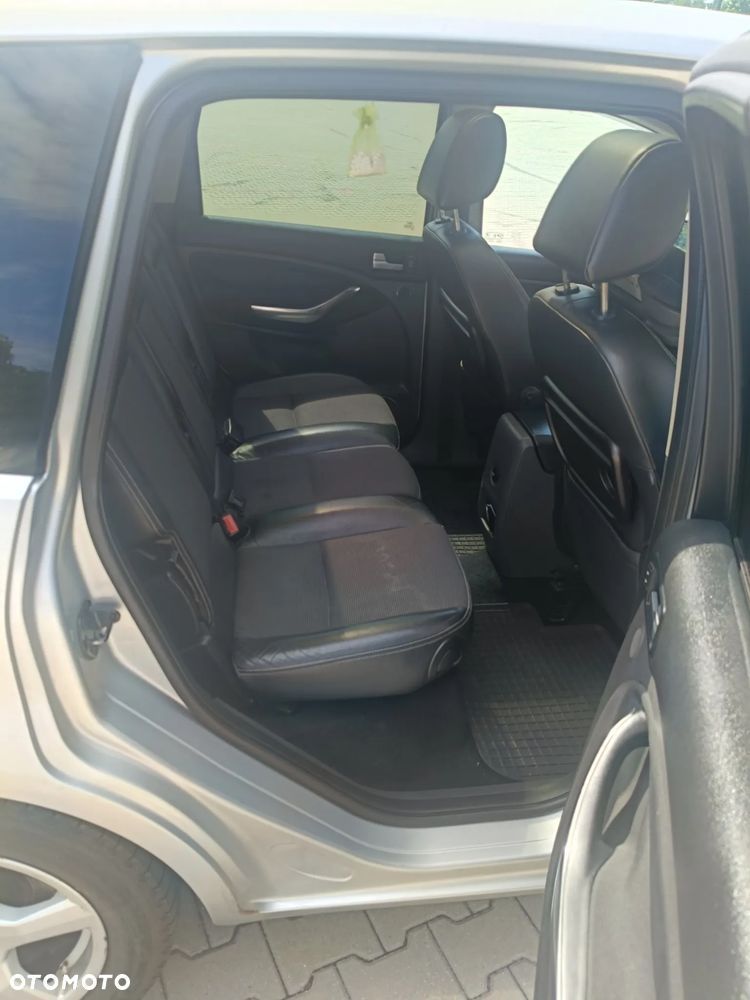 Ford C-MAX 2.0 Titanium - 30