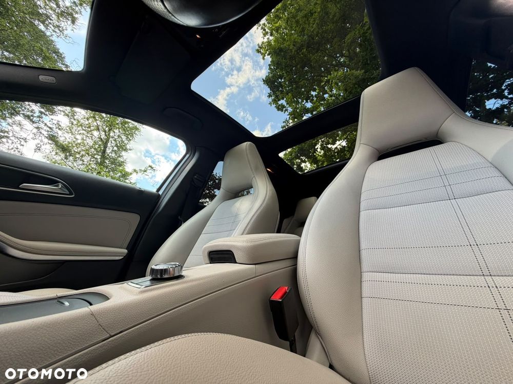 Mercedes-Benz GLA 220 d 4-Matic AMG Line - 4