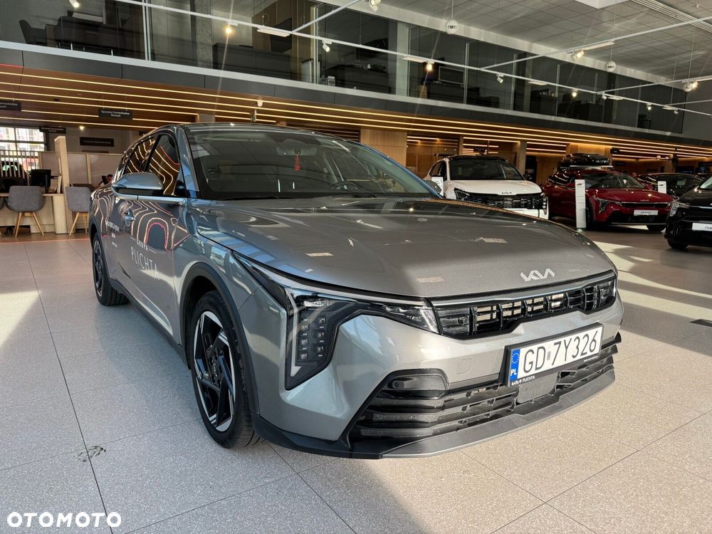 Kia K4 - 5