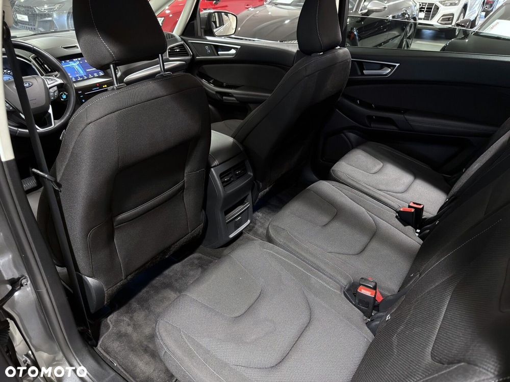 Ford S-Max - 23