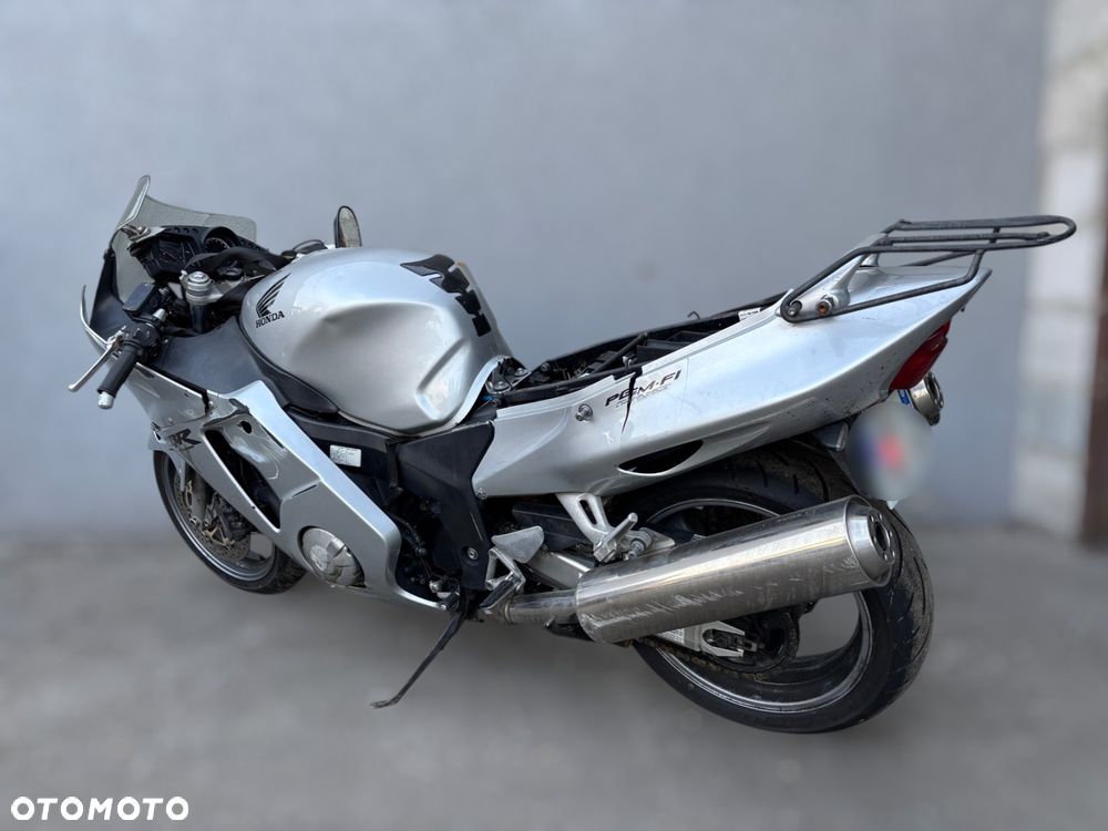 Honda CBR - 4