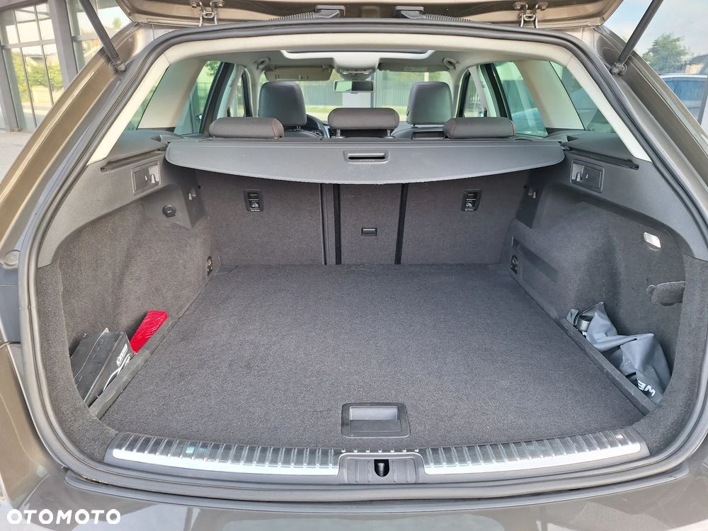 Seat Leon 2.0 TDI DPF Start&Stop DSG FR - 29