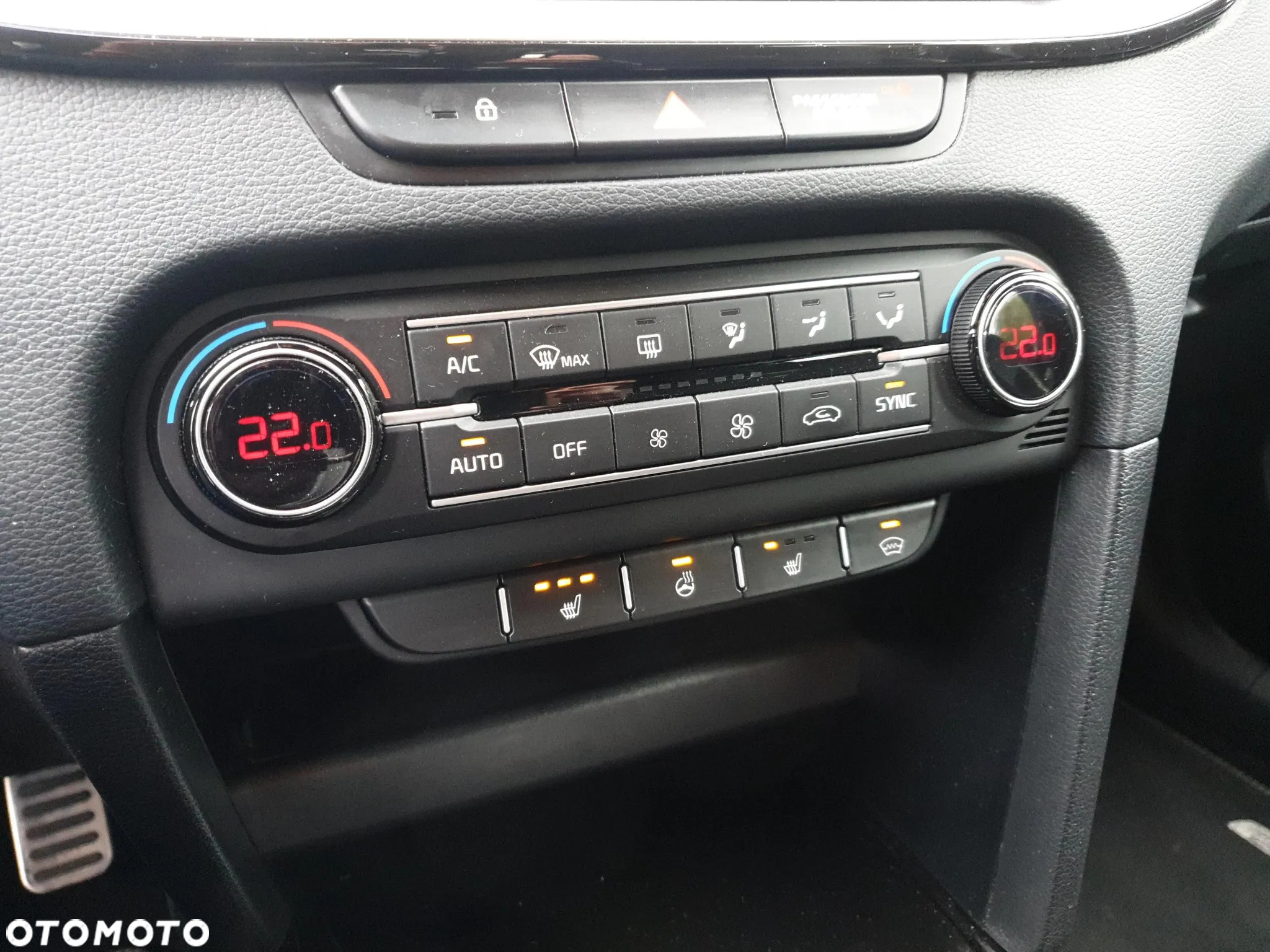 Kia ProCeed 1.5 T-GDI GT Line - 24