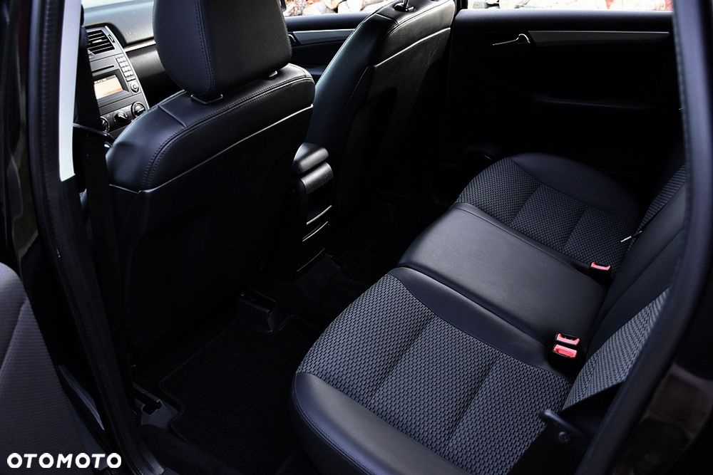 Mercedes-Benz Klasa B 180 BlueEFFICIENCY SPORT EDITION - 34