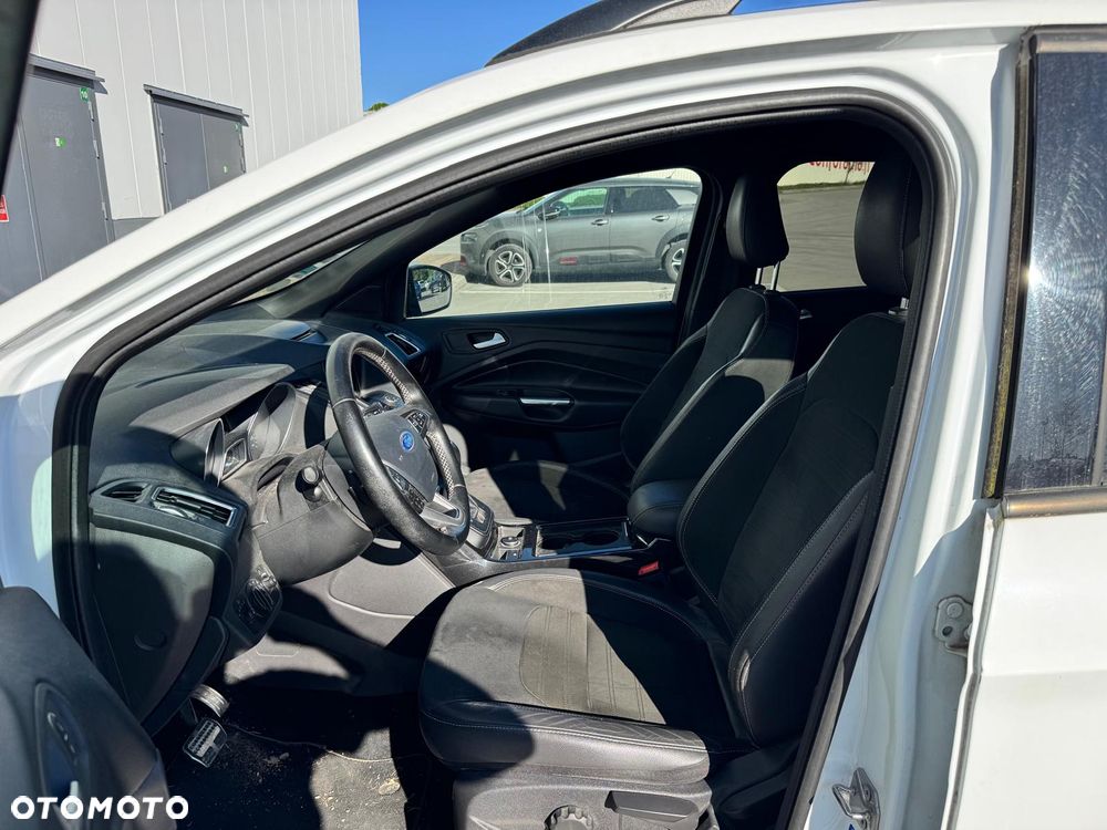 Ford Kuga 2.0 TDCi 4x4 ST-Line - 6