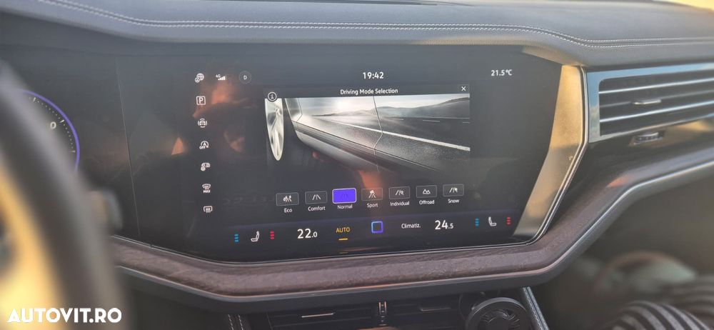 Volkswagen Touareg V6 TDI 4MOTION Elegance - 10