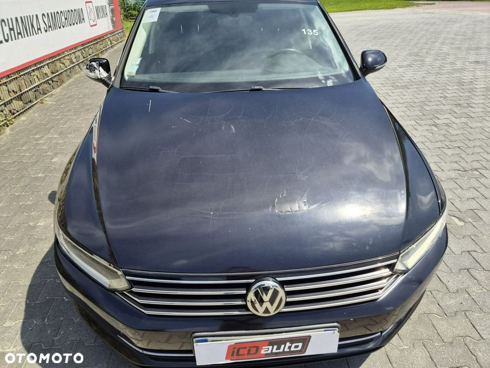 Volkswagen Passat - 18