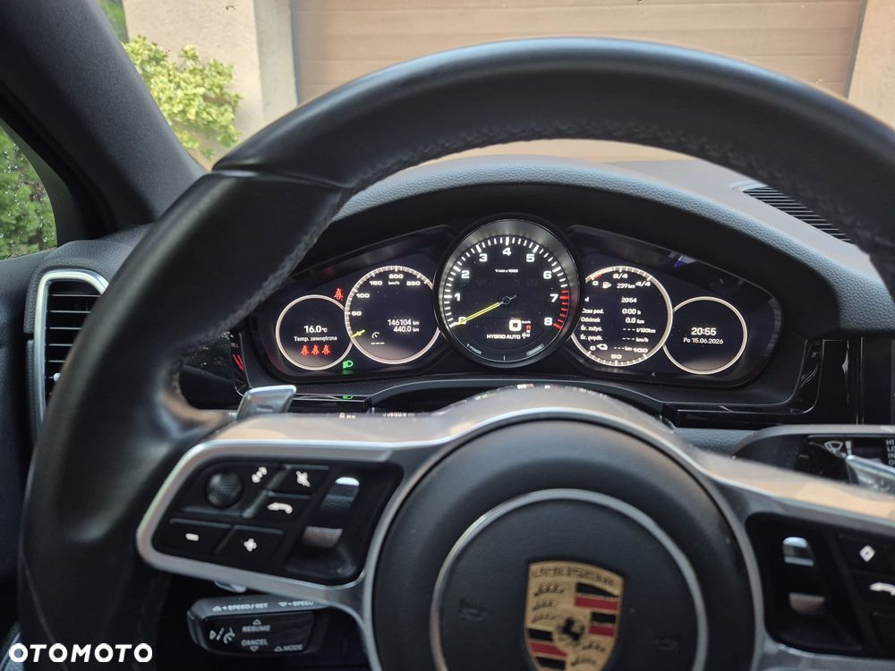 Porsche Cayenne E-Hybrid Platinum Edition - 6