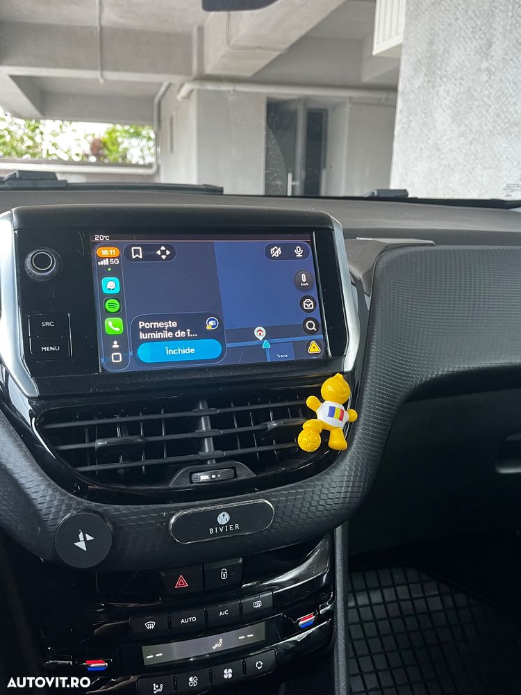 Peugeot 2008 1.2 PureTech Turbo S&S Allure - 11