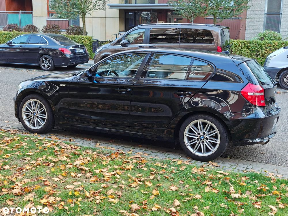 BMW Seria 1 2009 photo 2