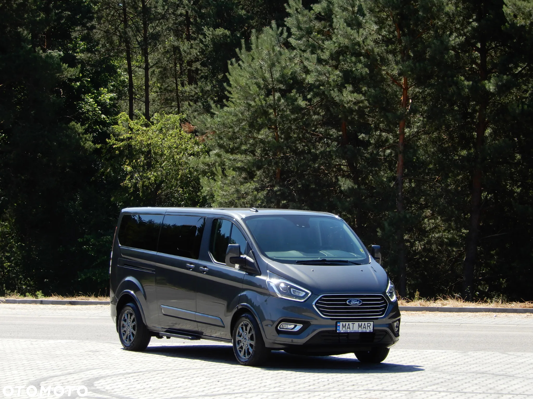 Ford Tourneo Custom 2.0 EcoBlue L2 Titanium SelectShift - 2