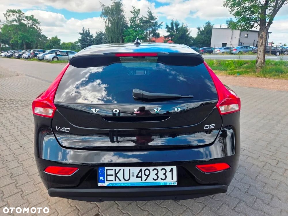 Volvo V40 D2 Momentum - 13