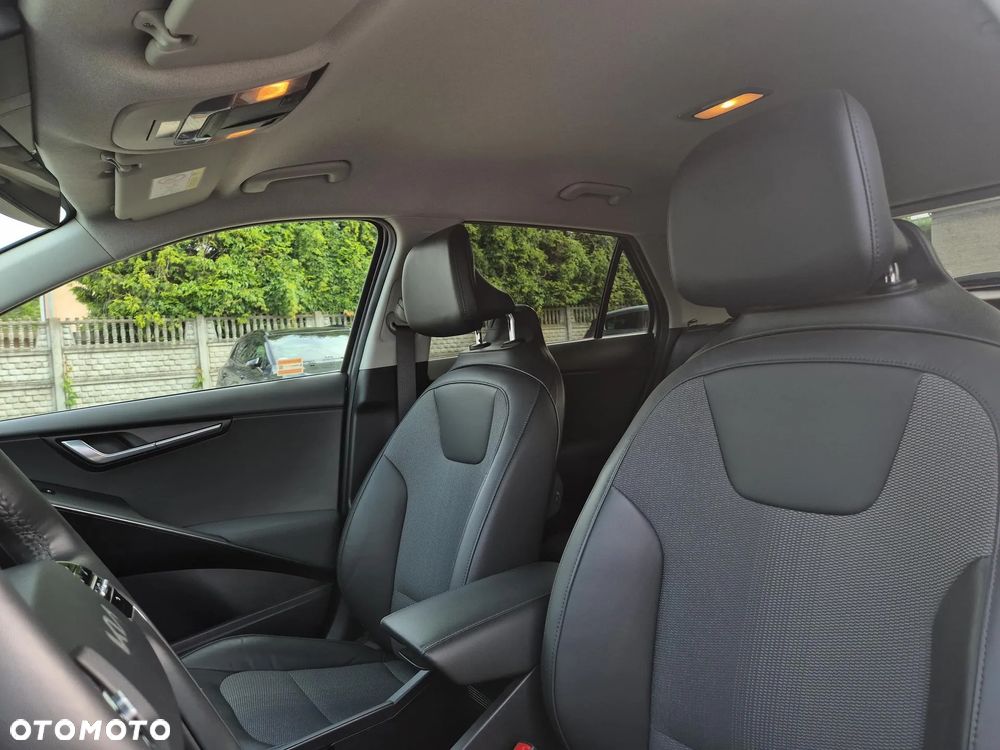 Kia Niro 1.6 GDI Hybrid L Business Line - 11