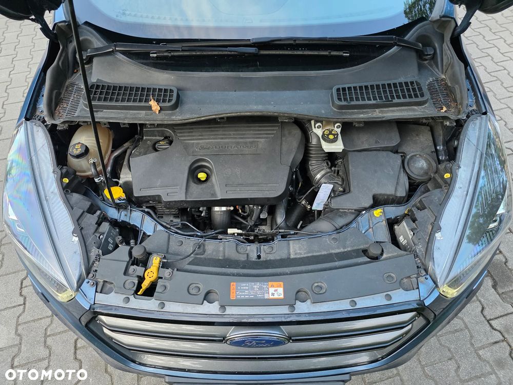 Ford Kuga 2.0 TDCi 4x4 ST-Line - 32