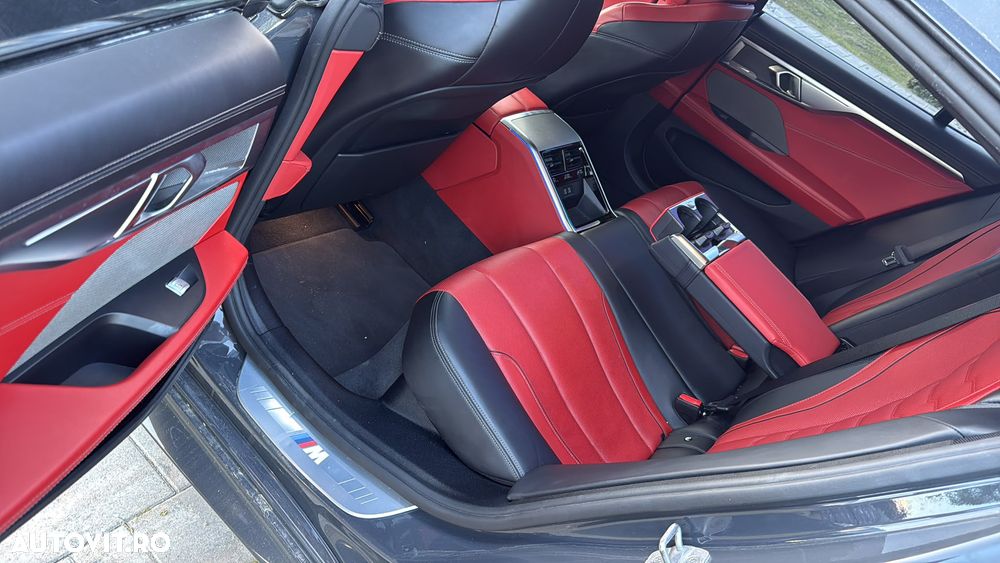BMW Seria 8 840d xDrive AT MHEV - 12