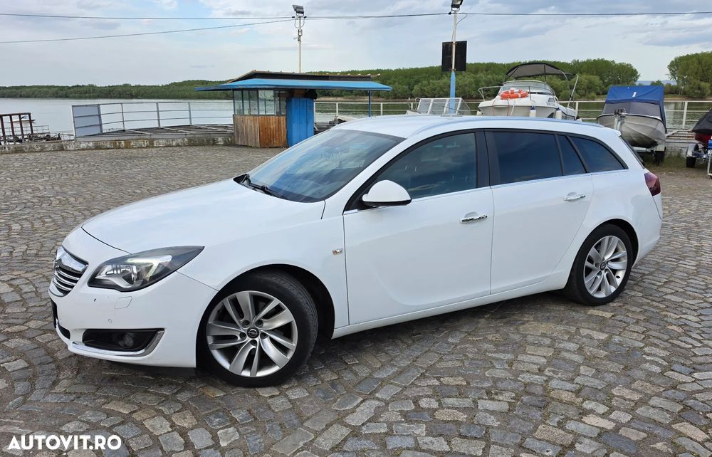 Opel Insignia 2.0 CDTi ECOTEC ECOFLEX Start/Stop - 2