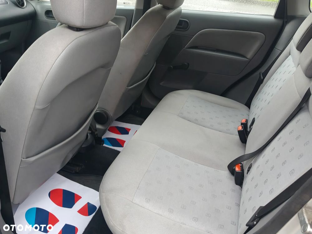 Ford Fiesta 1.3 - 9