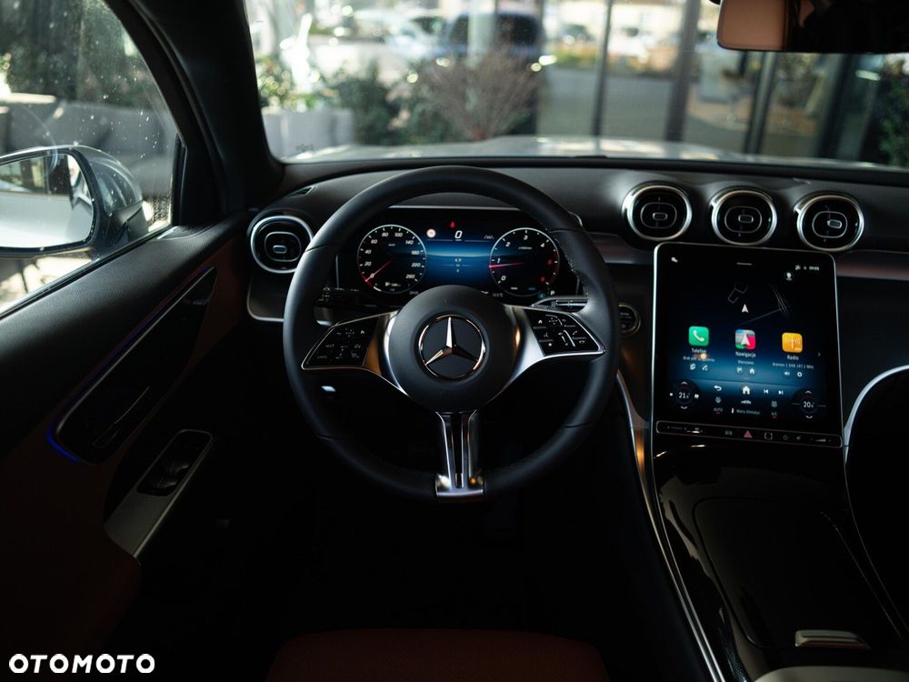 Mercedes-Benz GLC - 13