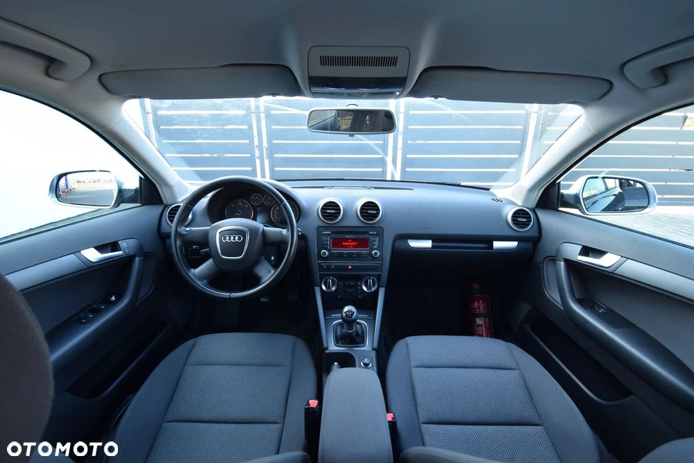 Audi A3 Sportback 1.6 TDI Attraction - 19
