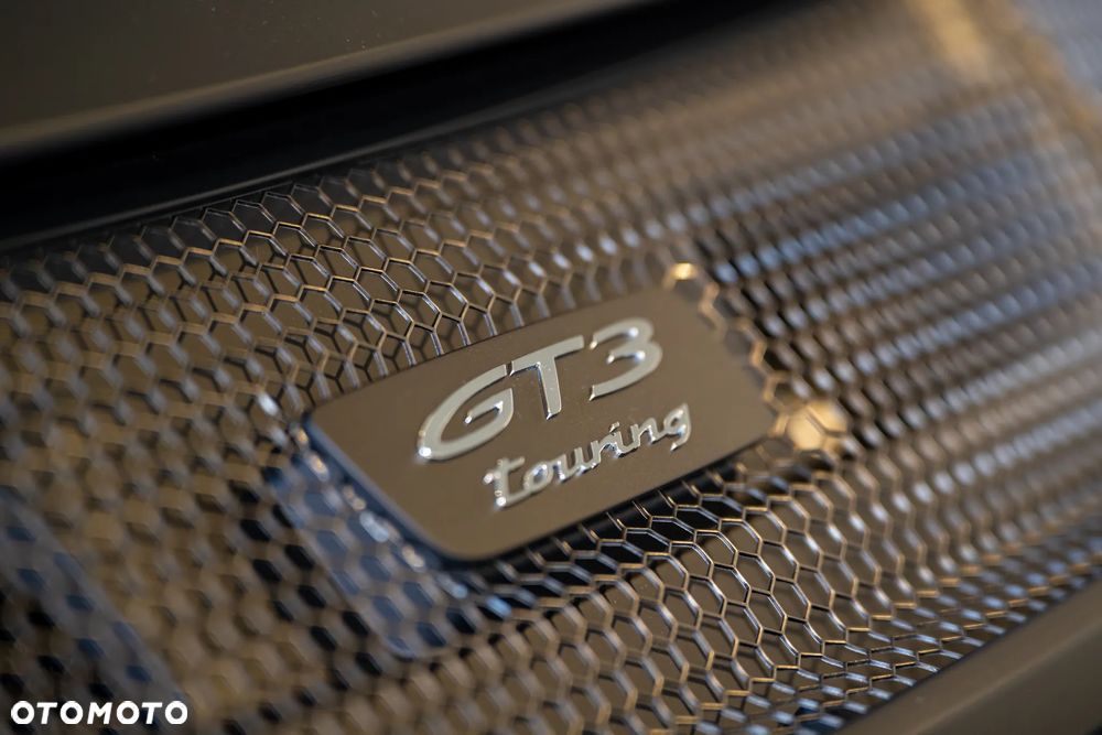 Porsche 911 GT3 Touring PDK - 31
