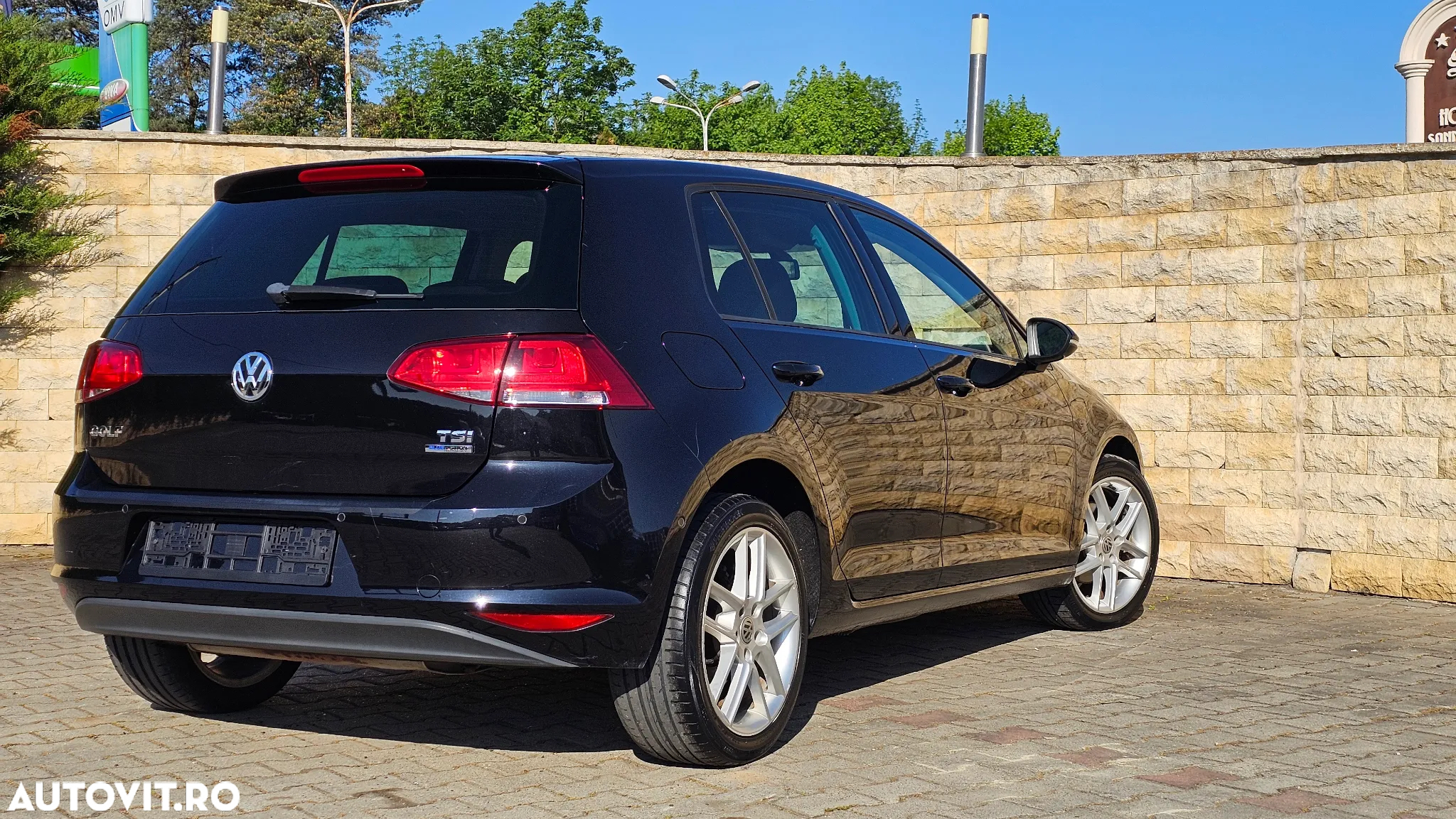Volkswagen Golf 1.2 TSI BlueMotion Technology Highline - 2