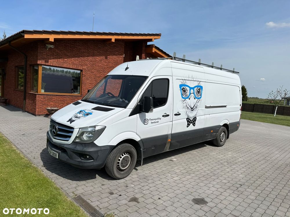 Mercedes-Benz Sprinter - 1