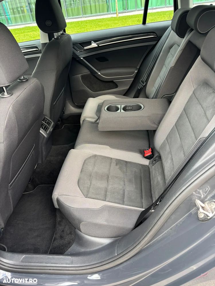 Volkswagen Golf 2.0 TDI SCR DSG Highline - 24