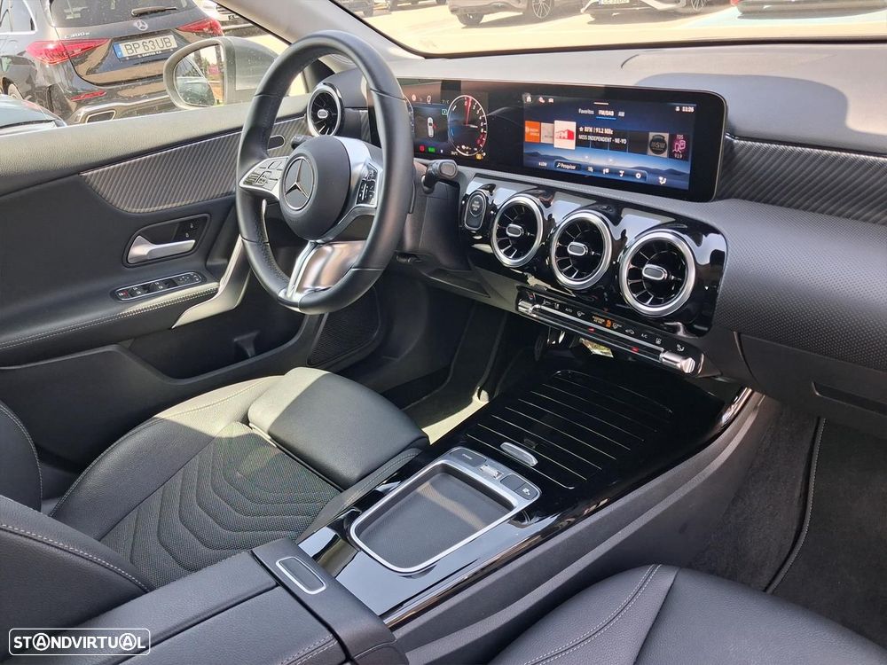 Mercedes-Benz A 250 e - 15