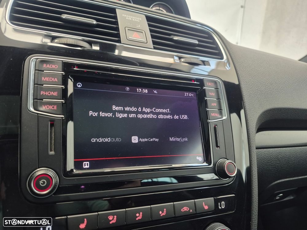 VW Scirocco 2.0 TDI Sport DSG - 16