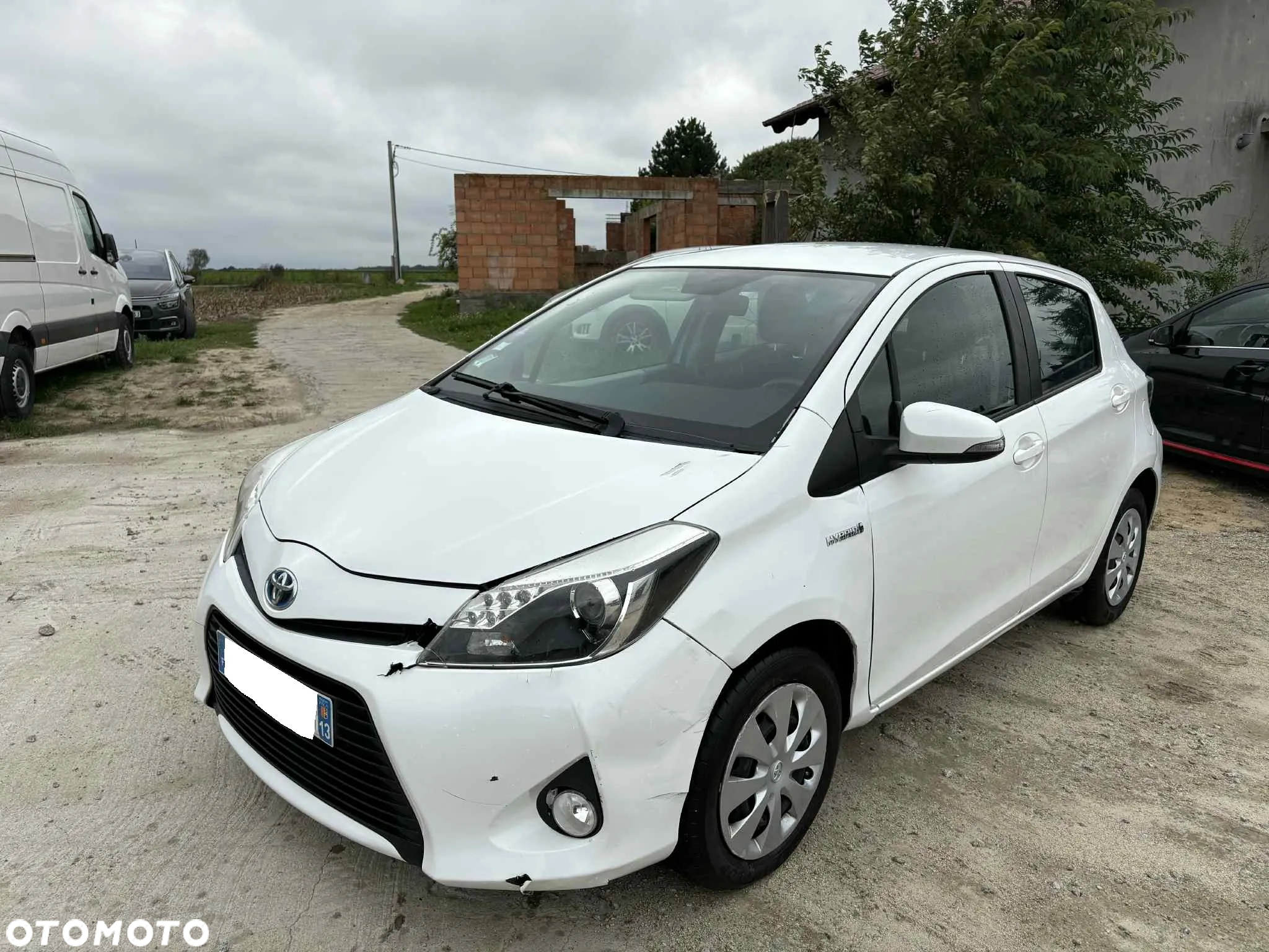 Toyota Yaris Hybrid 1.5 VVT-i - 37