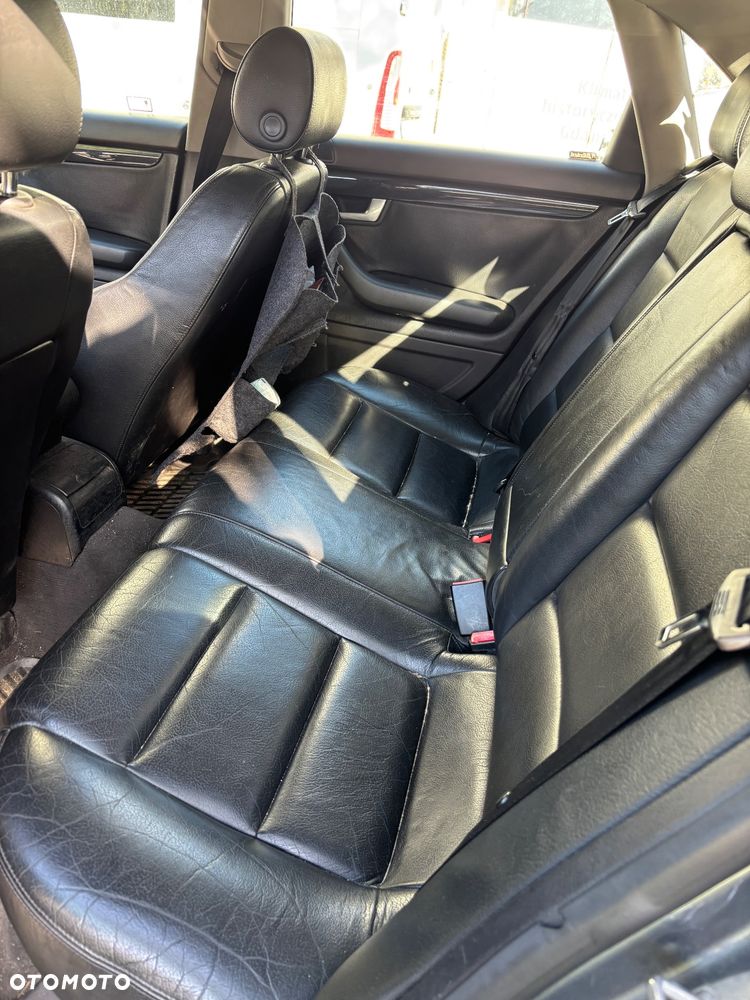 Audi A4 Limousine 2 - 8