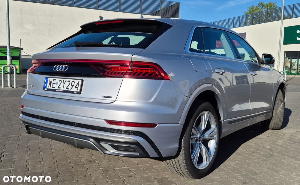 Audi Q8 - 9