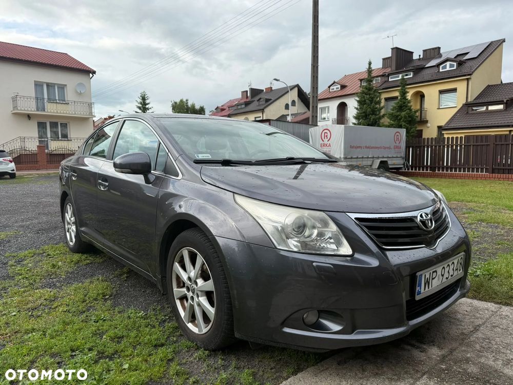 Toyota Avensis 1.8 Style - 2
